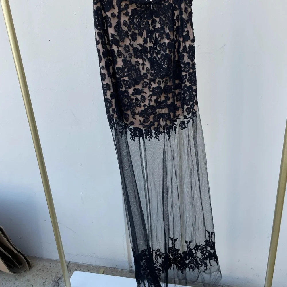 For love and lemons lace sheer black skirt size xs